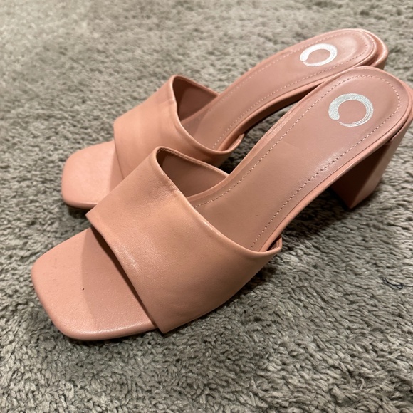 New - Picture 1 of 1